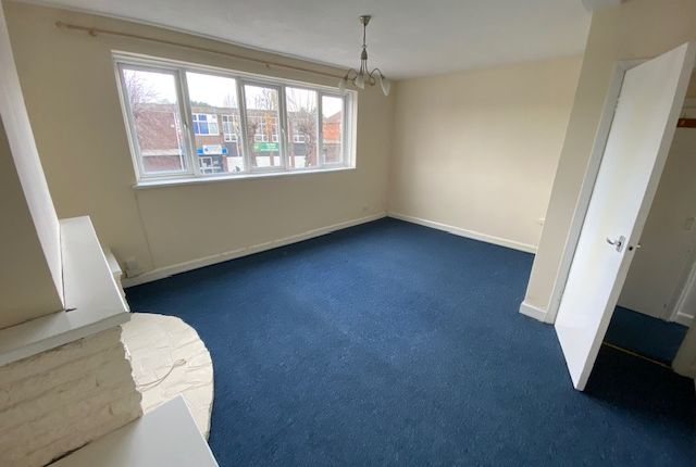 210a, High Street, Hornchurch photo 3