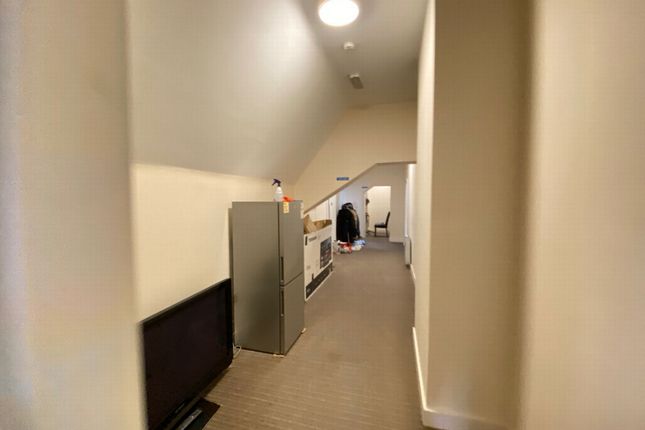 Flat 9 1, Seaview Road, Wirral photo 5