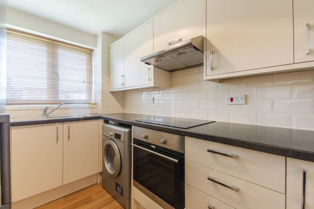 Thumbnail Flat to rent in Crosslet Vale, Greenwich, London