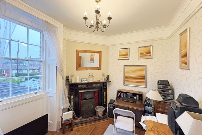 6, Barkham Street, Skegness photo 3