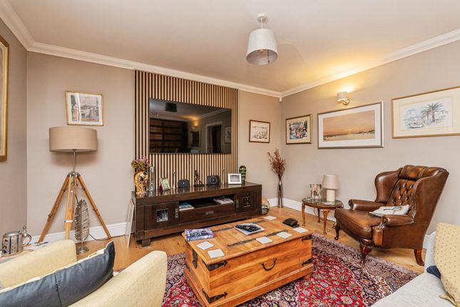 Apartment 11, Ascot Towers, Windsor Road, Berkshire photo 4
