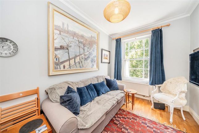 Flat 3, 3, Oakley Street, London photo 2