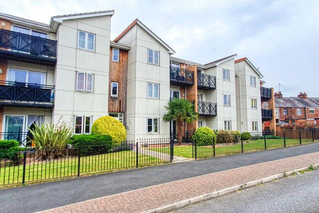 Thumbnail Flat to rent in Kentmere House, Archdale Close, Chesterfield, Derbyshire