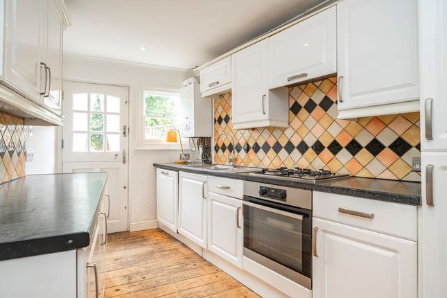 2, Kyverdale Road, London photo 4