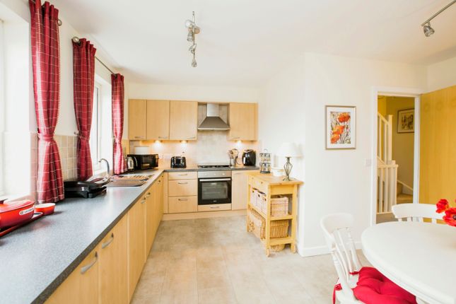 Terraced house for sale in Heathmoor Park Road, Halifax, West Yorkshire