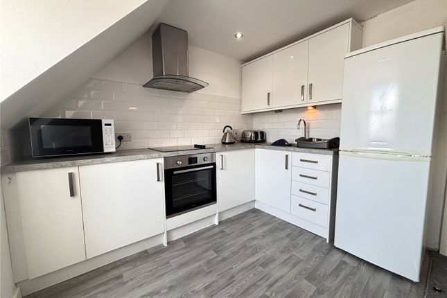 Flat 6, St. Nicholas Court,, Warren Street, Pembrokeshire photo 5