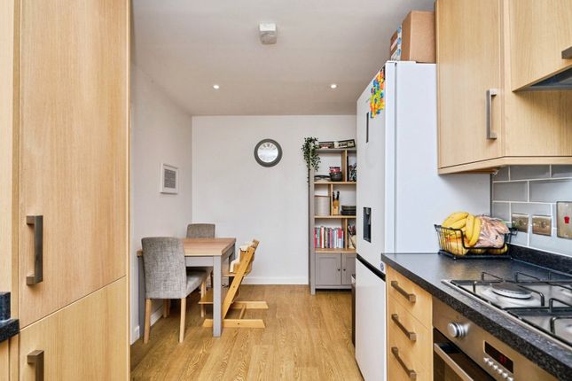 12, Oaklands View, Isle of Wight photo 4