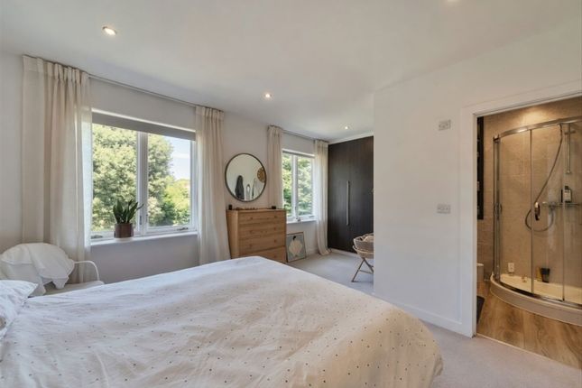 6, Hutton Mews, London photo 4