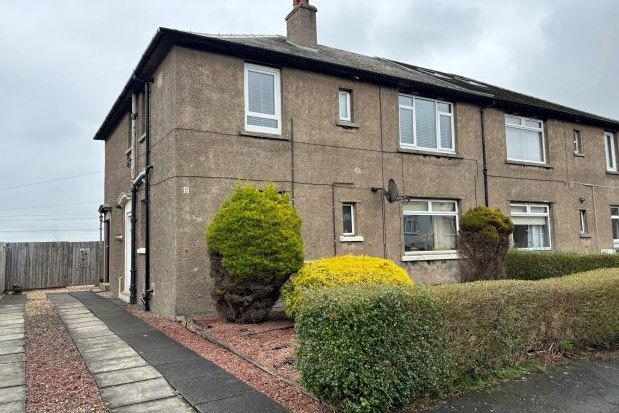 Flat to rent in Hawley Road, Falkirk
