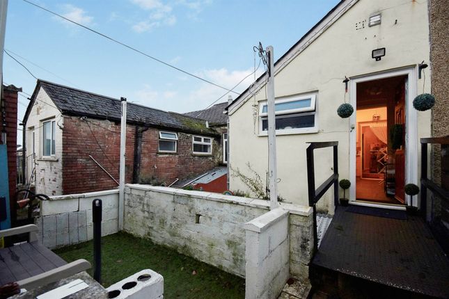 Thumbnail Flat for sale in Windsor Road, Griffithstown, Pontypool