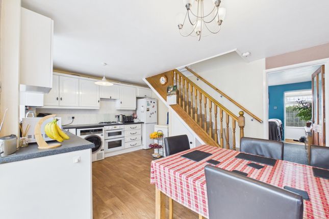 75, Pankhurst Road, Rochester photo 3