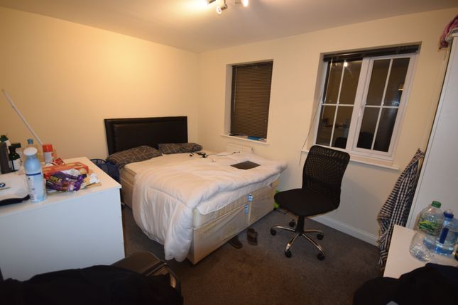 Terraced house to rent in Tiger Moth Way, Hatfield