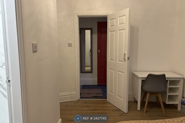 Room 1 - Downstairs Ensuite