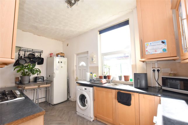88, High Street, Greater Manchester photo 4