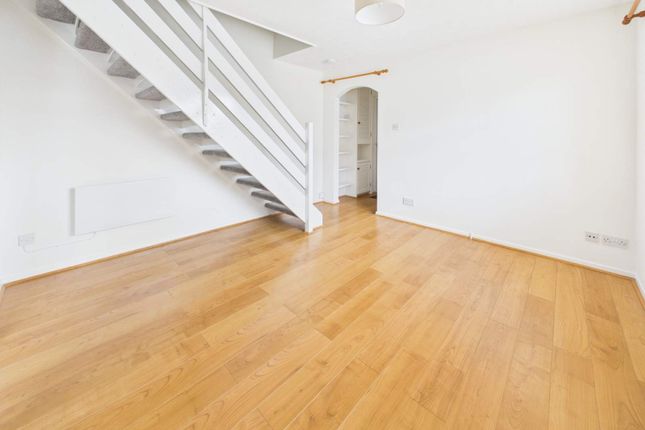 24, Lyric Way, Cardiff photo 3