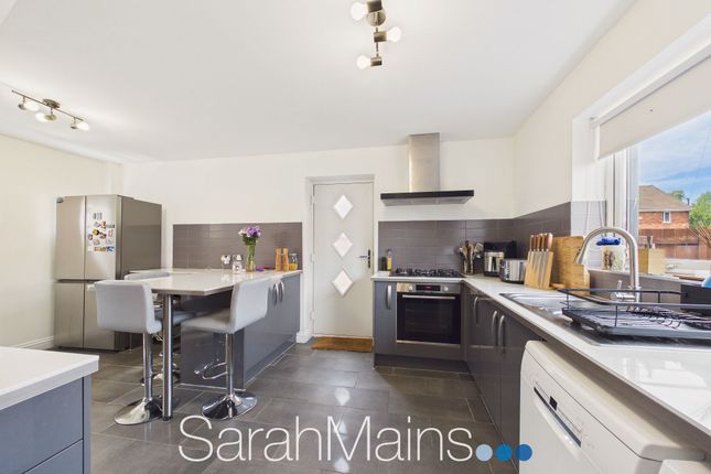 61 Gosforth Terrace, Gateshead photo 3