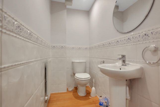 63, Dragon Road, Hatfield photo 4