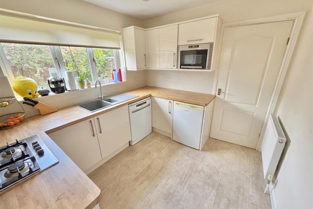 Kerscott Road, Manchester photo 3
