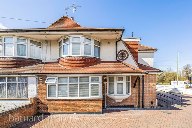 Thumbnail Flat for sale in Riverview Road, Ewell, Epsom