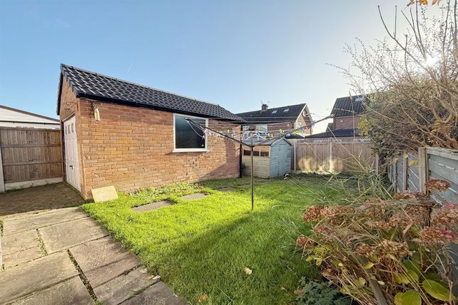 79 Ashley Drive, Stockport photo 4