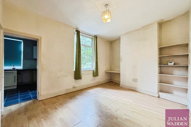 13, Pitt Street, Stockport photo 3