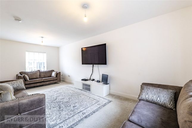 27, Boshaw Mews, Holmfirth photo 4