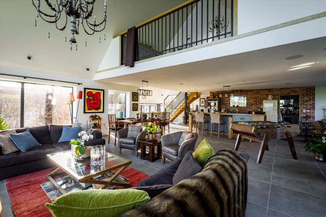 15, Clifford Manor Road, Guildford photo 3