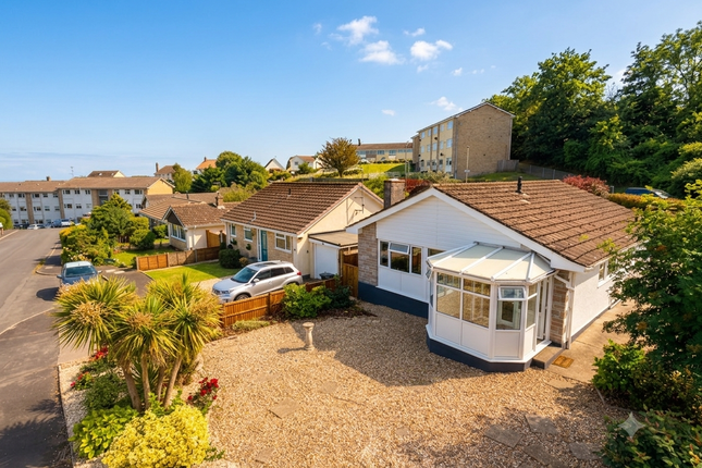 2-bed house on 24, West Acres, Devon, £1,350/mo