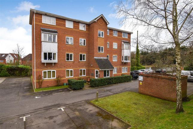 Flat for sale in Hereford House, Ascot Court, Aldershot, Hampshire