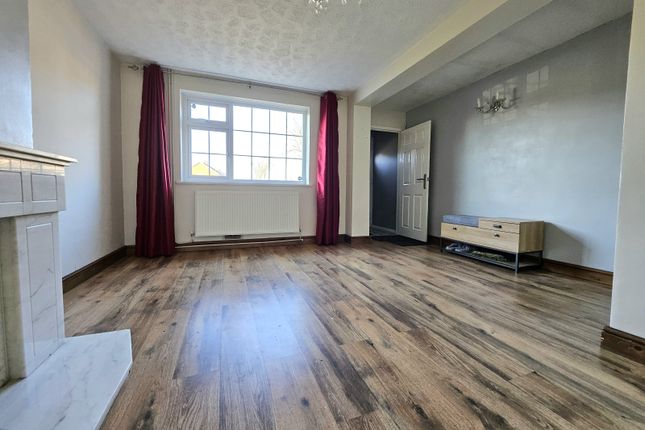 32 Ereswell Road, Luton photo 3