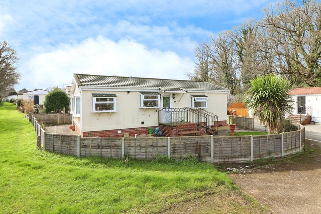 Mobile/park home for sale in Church Farm Close, Dibden, Southampton