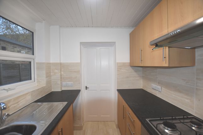 16, Shakespeare Street, North Watford photo 4