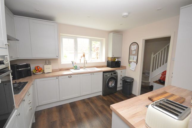 2 Cross Path, Station Road Sible Hedingham, Halstead photo 3