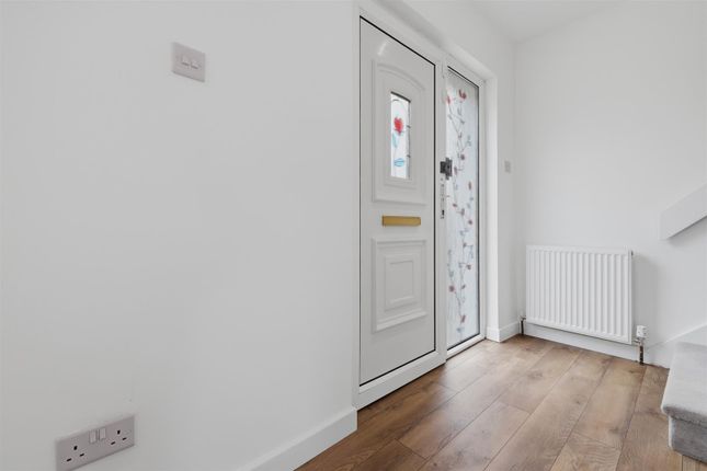 12, Freelands Road, Glasgow photo 4