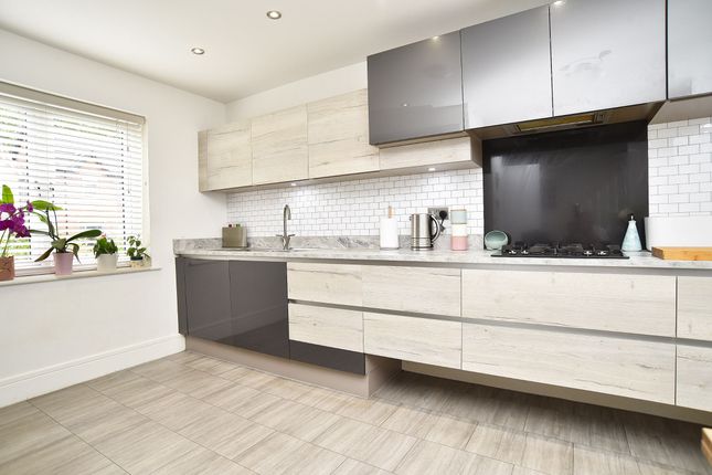 68 Garten Close, Knaresborough photo 4