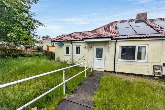 2-bed semi-detached on 10, Kirkfield Gardens, Stanley, £70,000