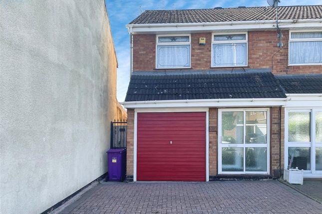 Thumbnail Semi-detached house to rent in Wanderers Avenue, Wolverhampton, West Midlands