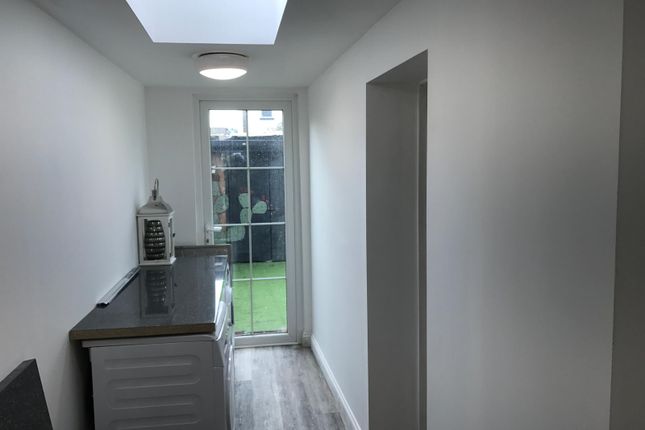 Chateau Bailey, 23, Carlton Road, Eastbourne photo 4