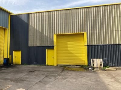 Light industrial to let in Unit 15B Withey Duffryn Court, Duffyn Business Park, Ystrad Mynach