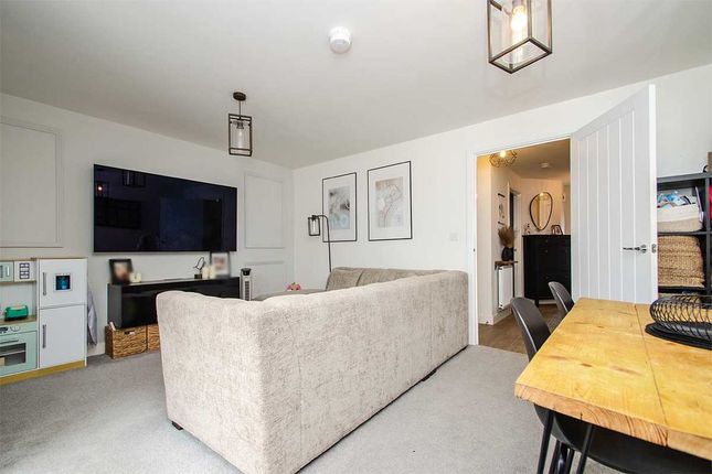 36, Buckley Way, Burntwood photo 4