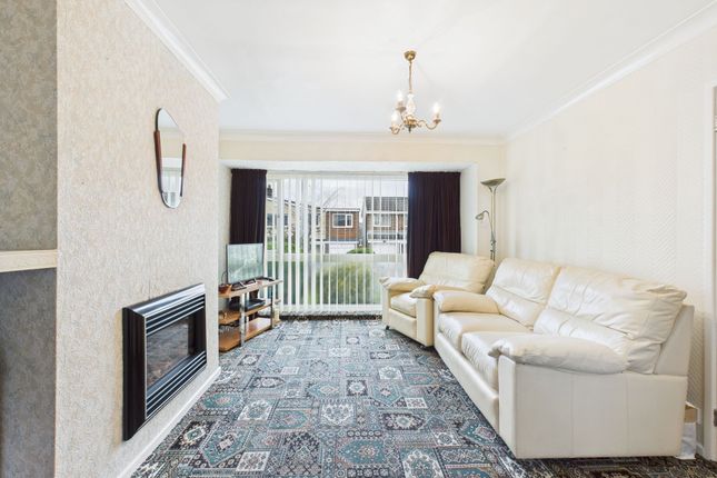 17 Wells Gardens, Gateshead photo 2