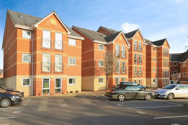 Thumbnail Flat for sale in St. Michaels Close, Stourport-On-Severn