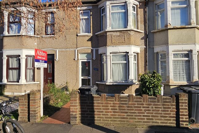 Terraced house to rent in Richmond Road, Ilford IG1