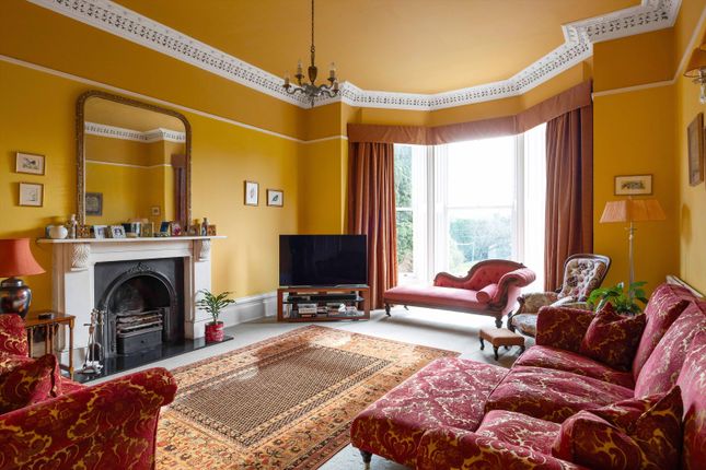 27, Moorend Park Road, Cheltenham photo 2