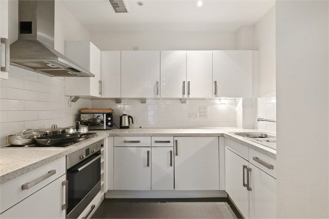 Flat for sale in Rosse Gardens, Desvignes Drive, London