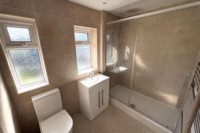 21, Rothbury Avenue, Stockton-On-Tees photo 2