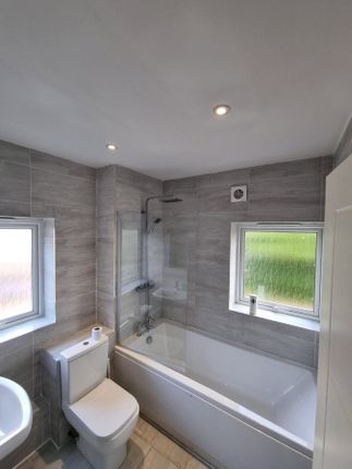 Flat Flat 6, Elizabeth House, Menmarsh Road, Aylesbury photo 5