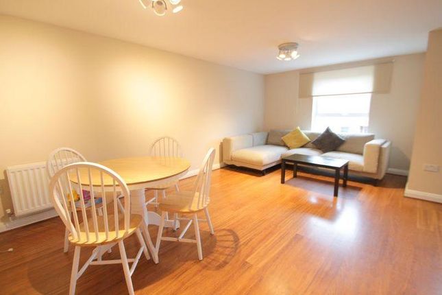 Flat for sale in Admiralty Close, West Drayton