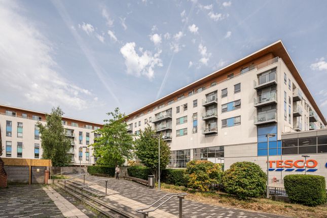 Derry Court, Streatham photo 4