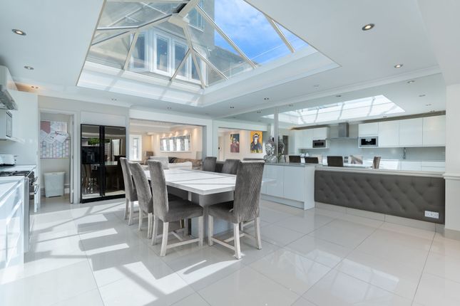 68 Marlow Drive, Sutton photo 2